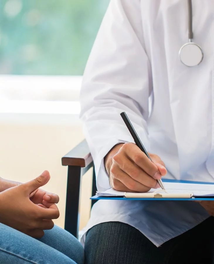 lifting sein augmentation médecin insight traitement recommandations patiente